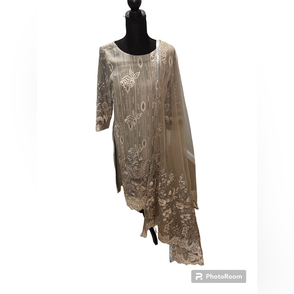 Maria B replica Pakistani Indian shalwar kameez suit